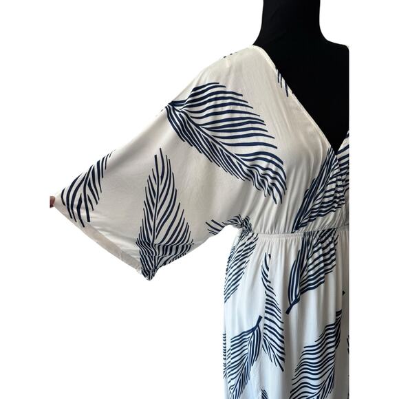 Baltic Born Cornith Maxi Dress Size MEDIUM Blue White Tropical Beach Wrap - Picture 5 of 11